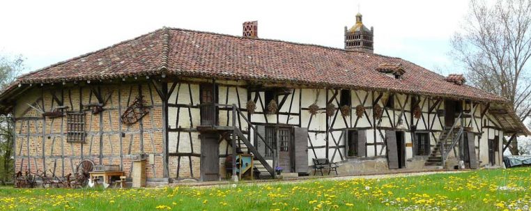 Ferme du Sougey : ancienne ferme de Bresse dans l'Ain